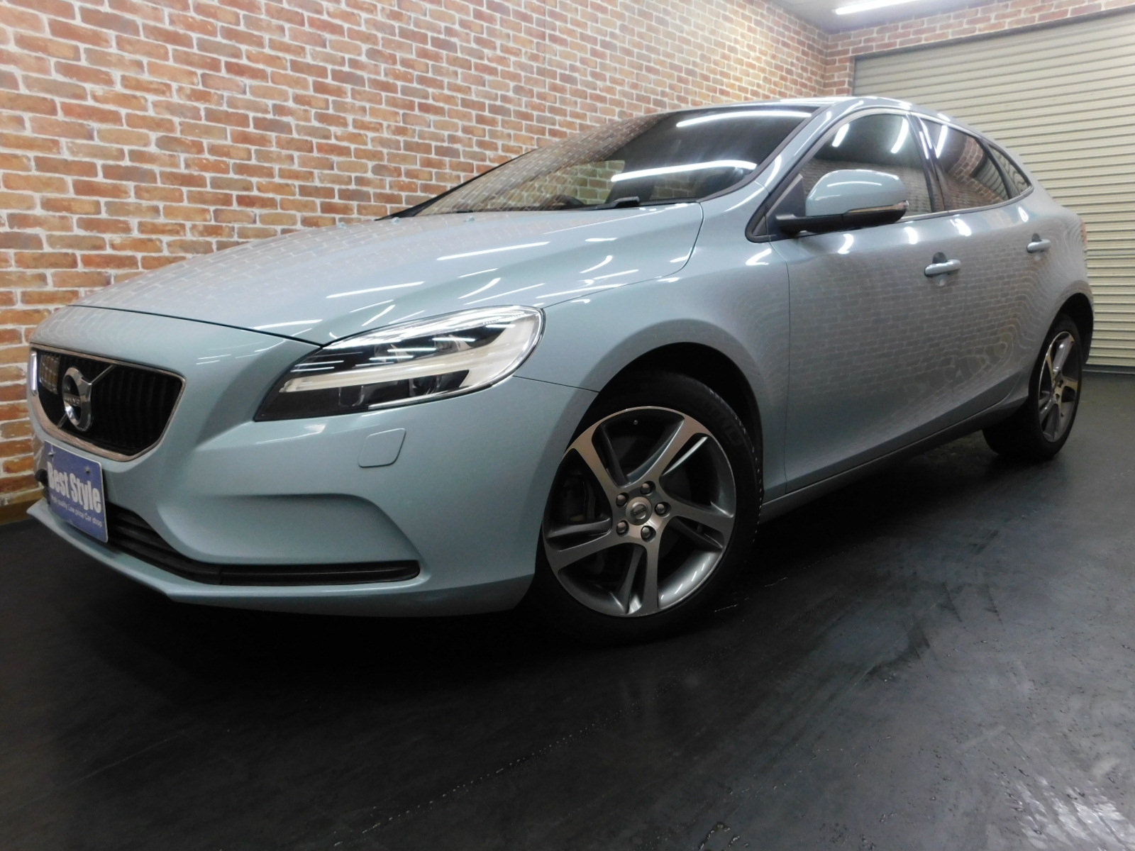 V40 2016/H28