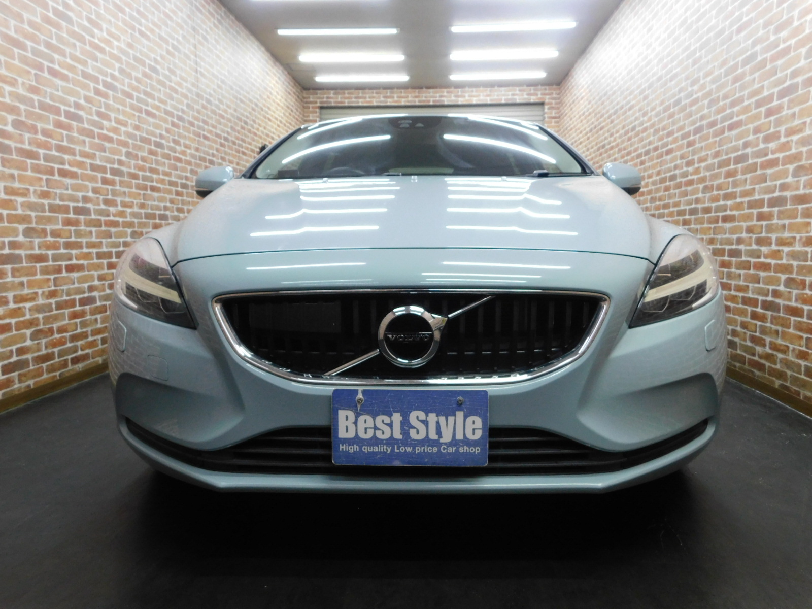 V40 2016/H28