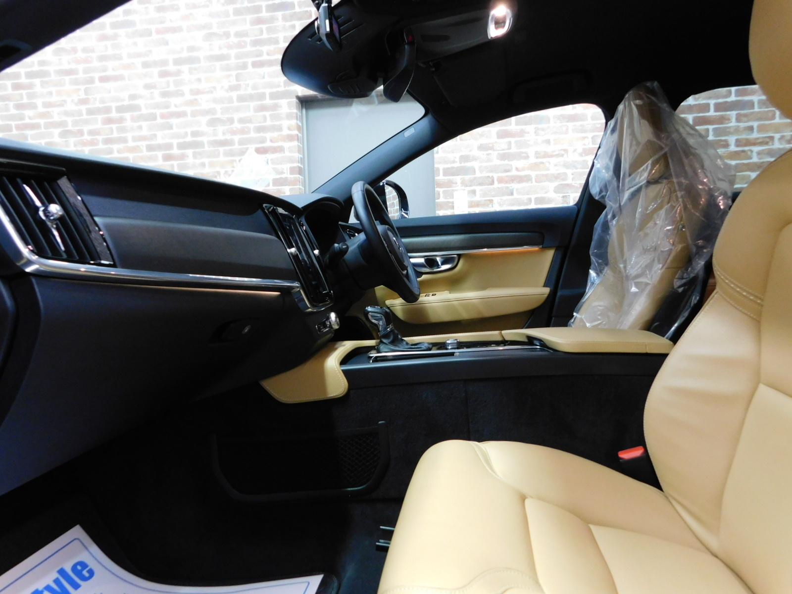 V90クロスカントリー 2019/R01