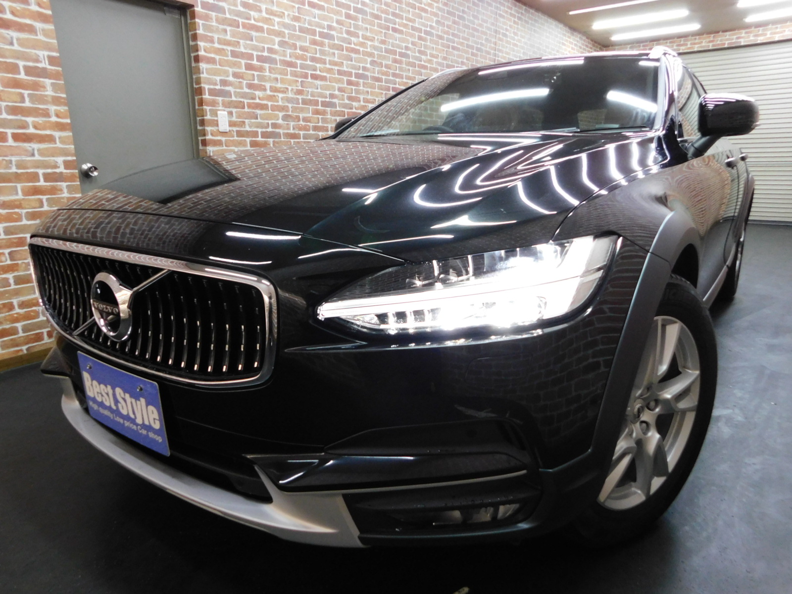 V90クロスカントリー 2019/R01