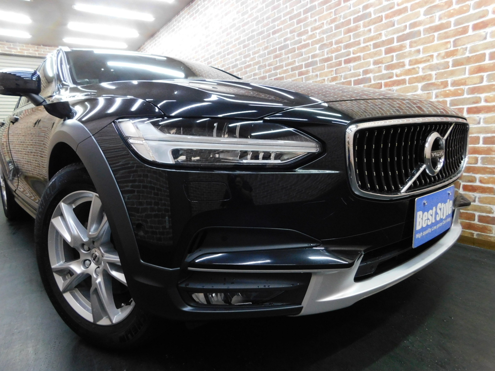 V90クロスカントリー 2019/R01