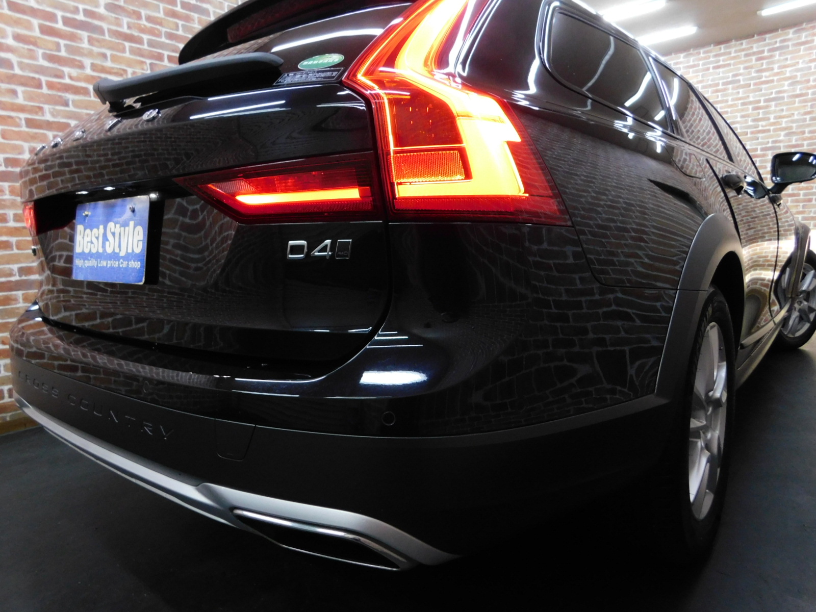 V90クロスカントリー 2019/R01