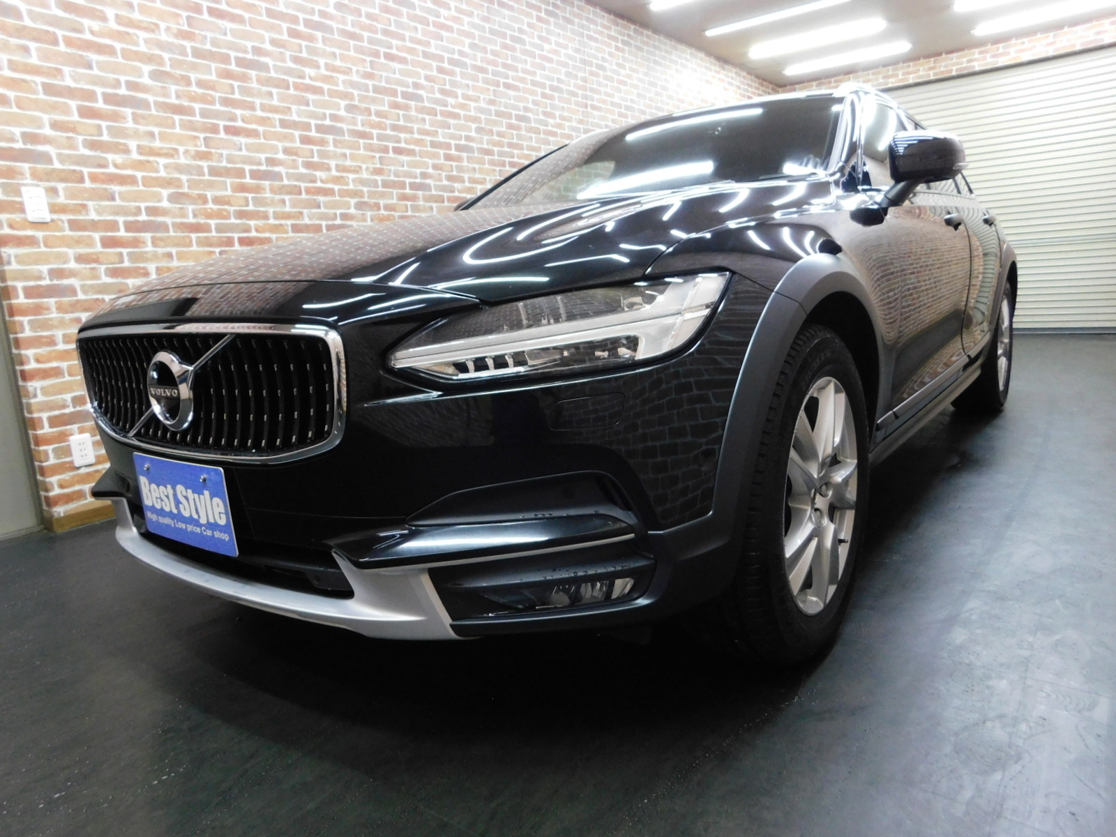 V90クロスカントリー 2019/R01