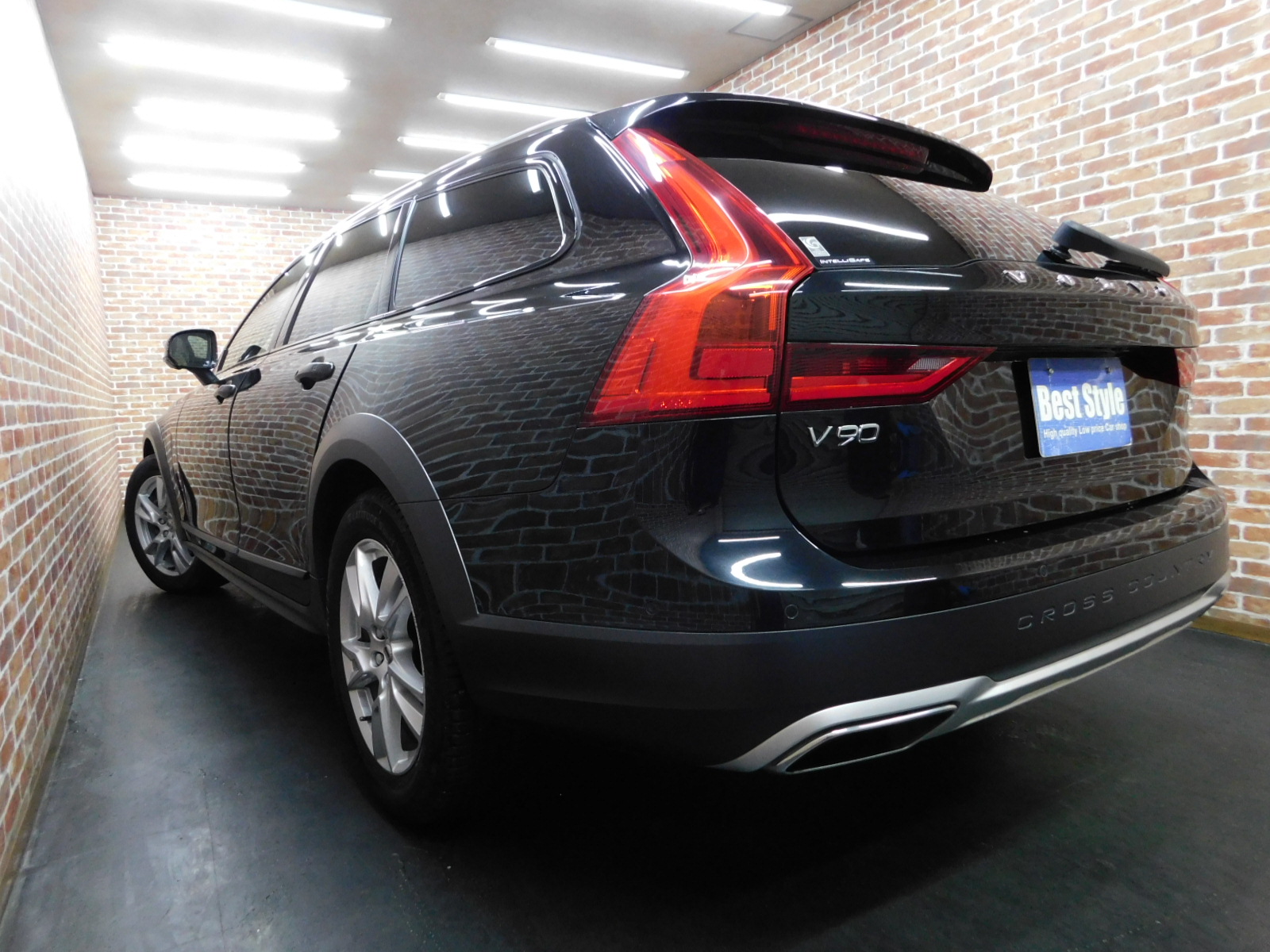 V90クロスカントリー 2019/R01