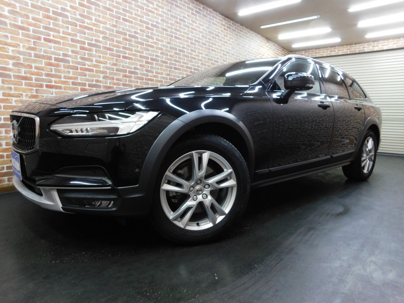 V90クロスカントリー 2019/R01