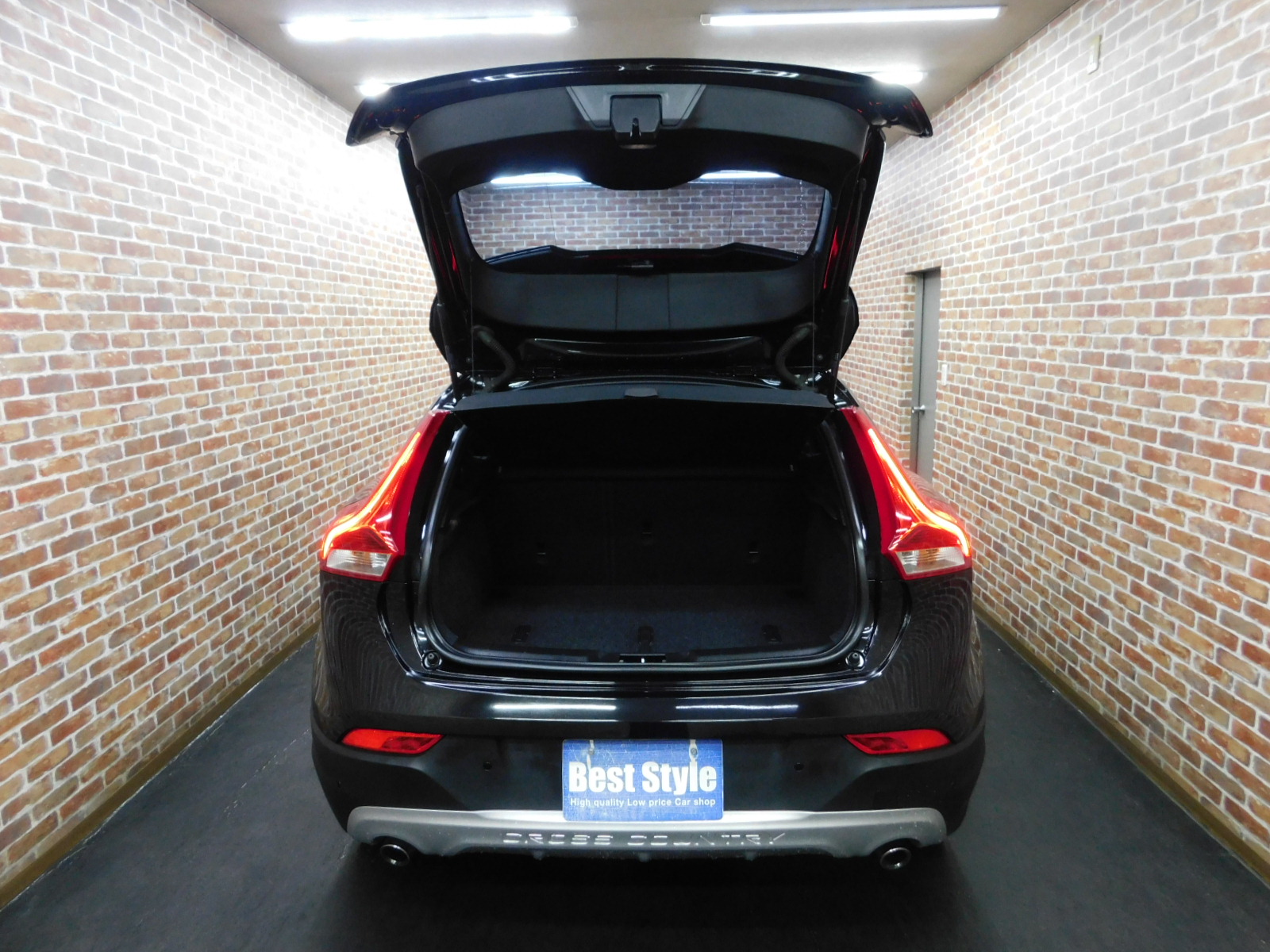 V40クロスカントリー 2016/H28