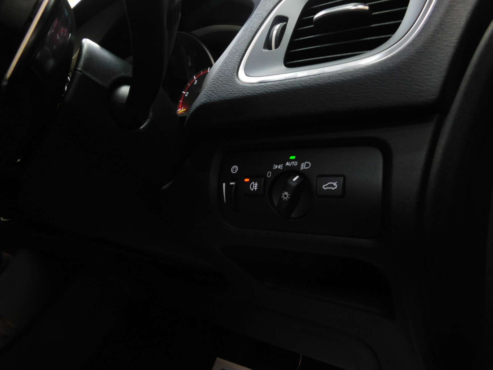 V40クロスカントリー 2016/H28