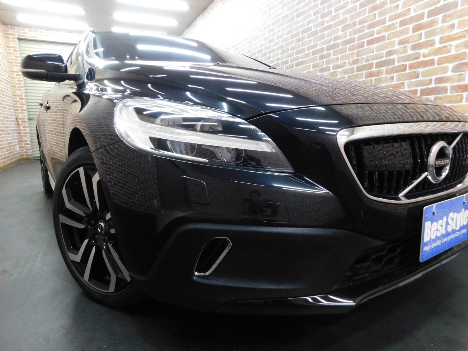 V40クロスカントリー 2016/H28