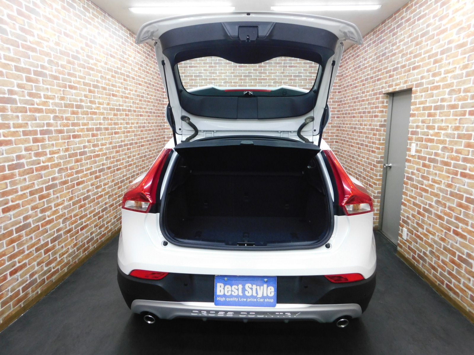 V40クロスカントリー 2016/H28