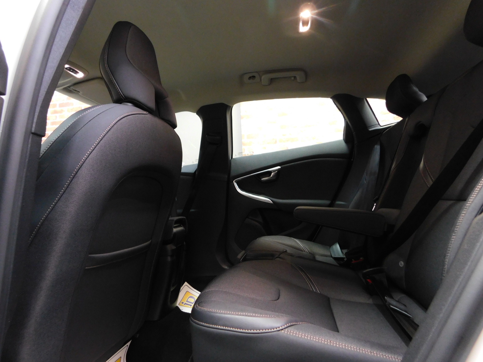 V40クロスカントリー 2016/H28