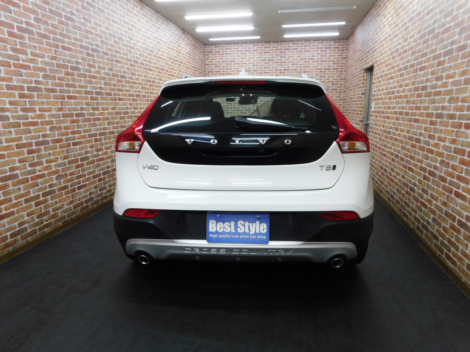 V40クロスカントリー 2016/H28