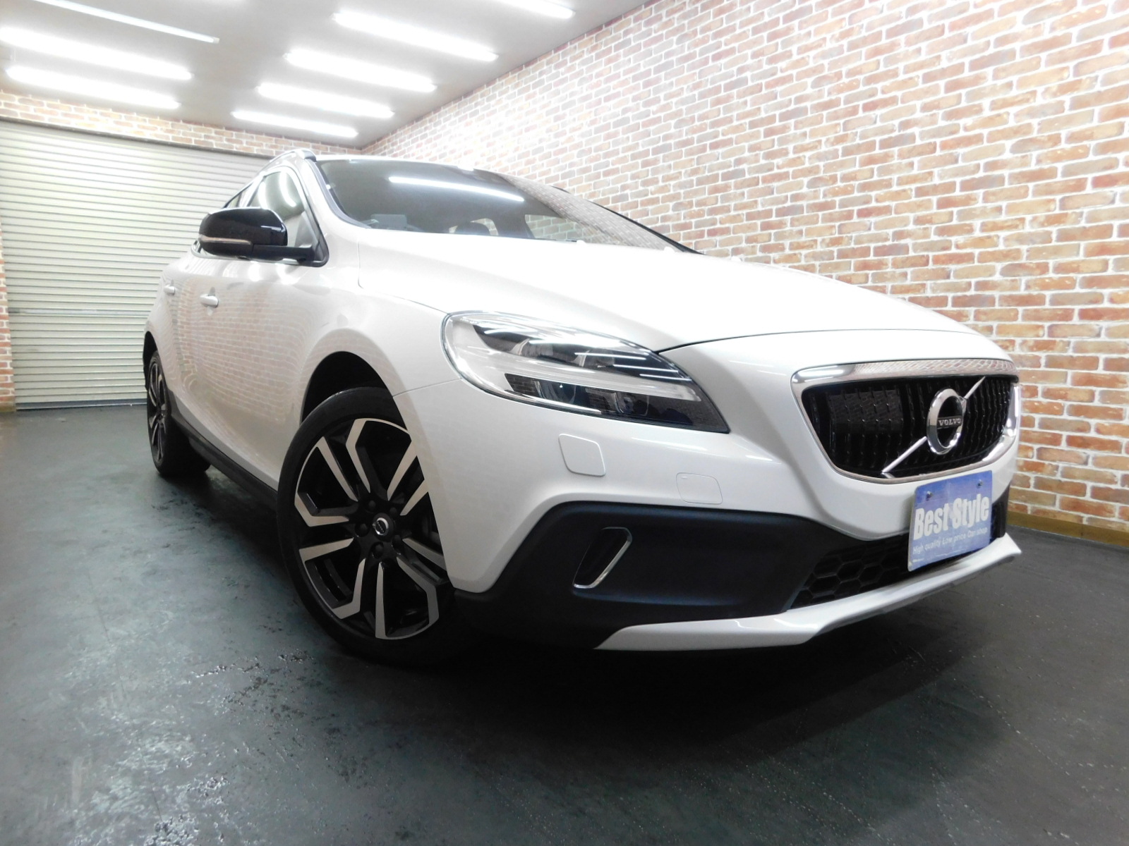 V40クロスカントリー 2016/H28