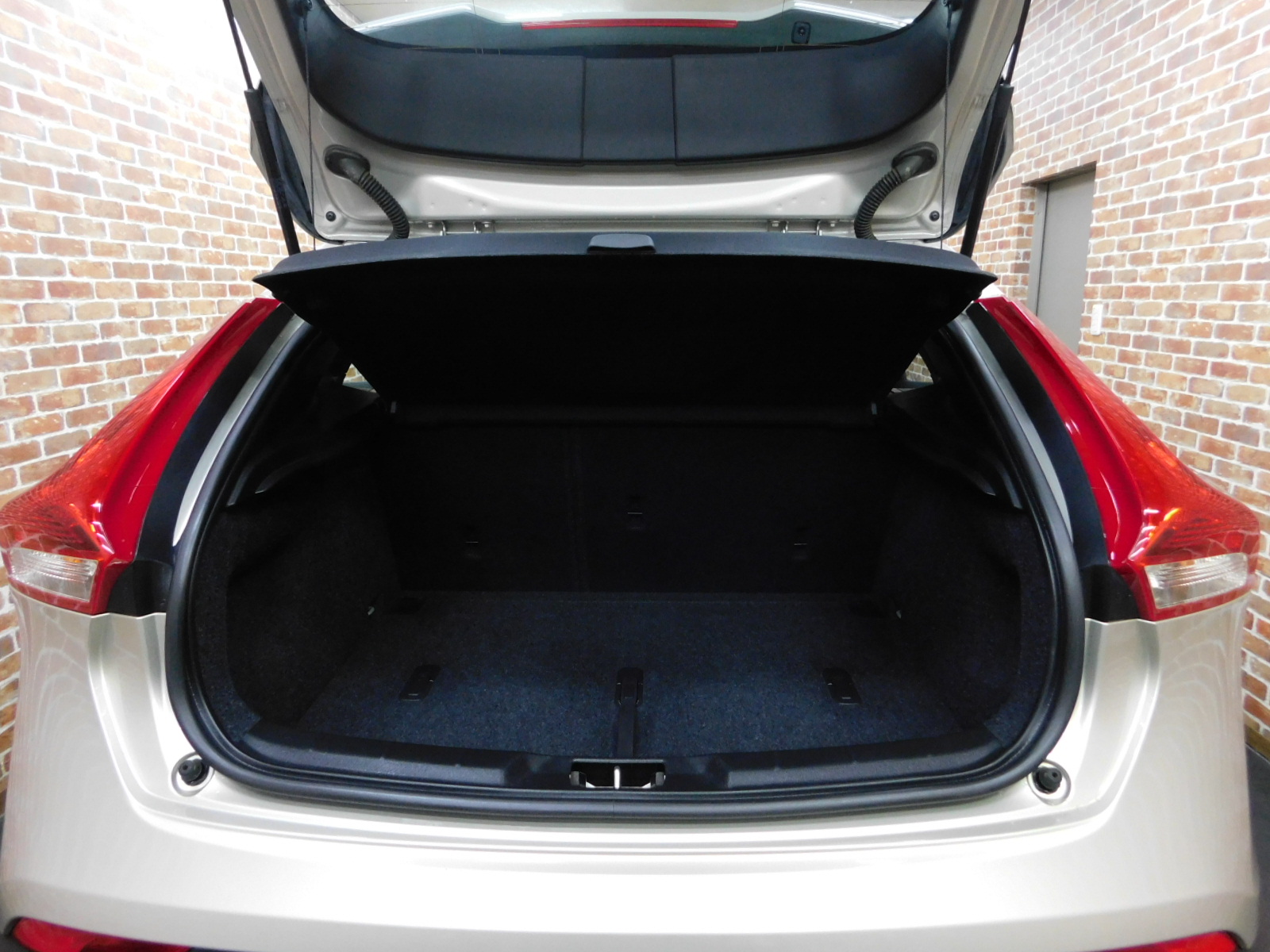 V40クロスカントリー 2017/H29