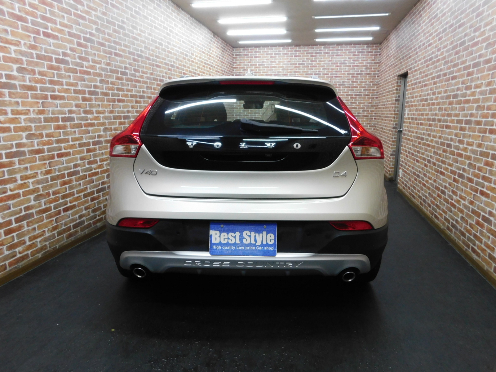 V40クロスカントリー 2017/H29