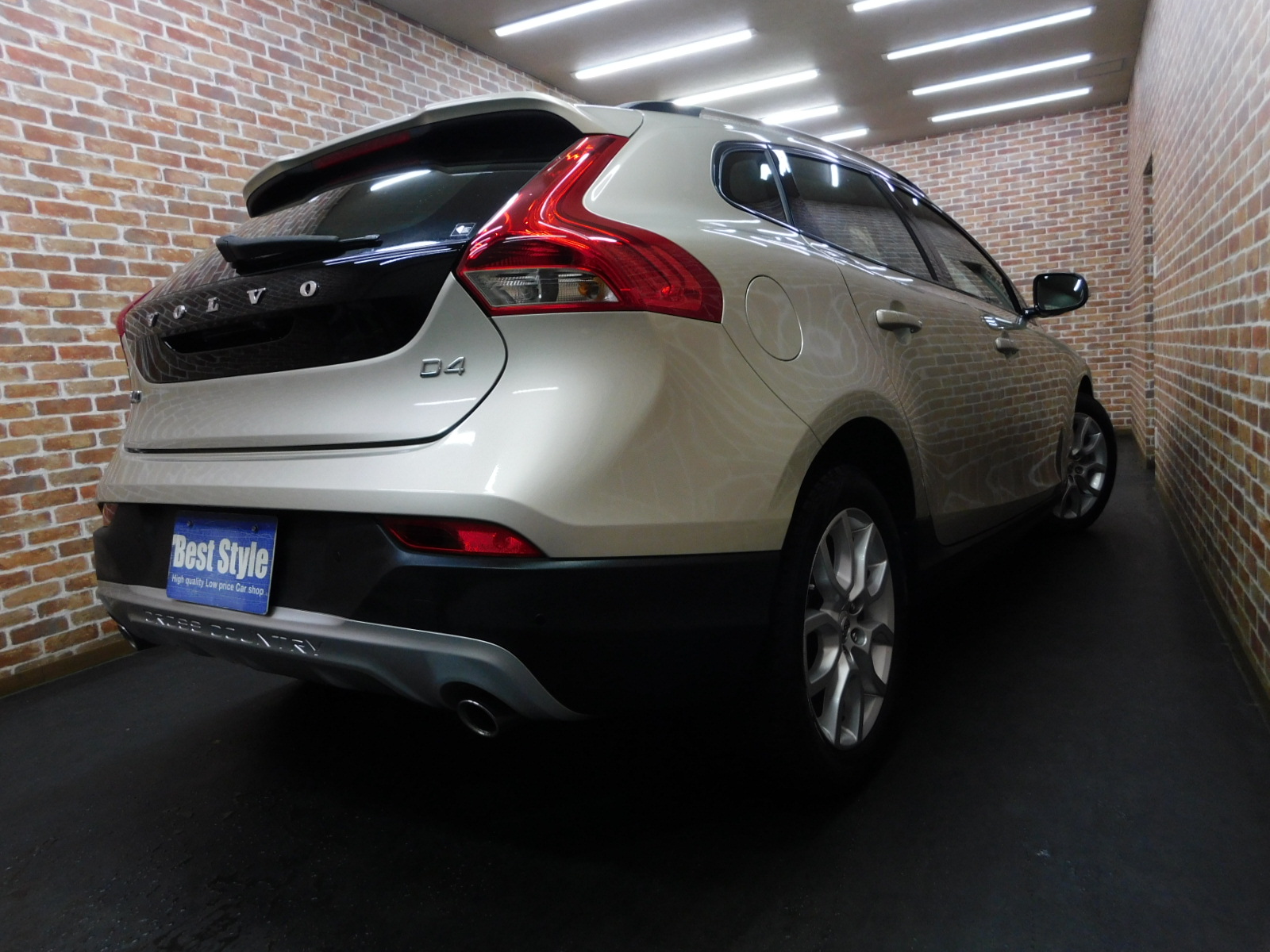 V40クロスカントリー 2017/H29