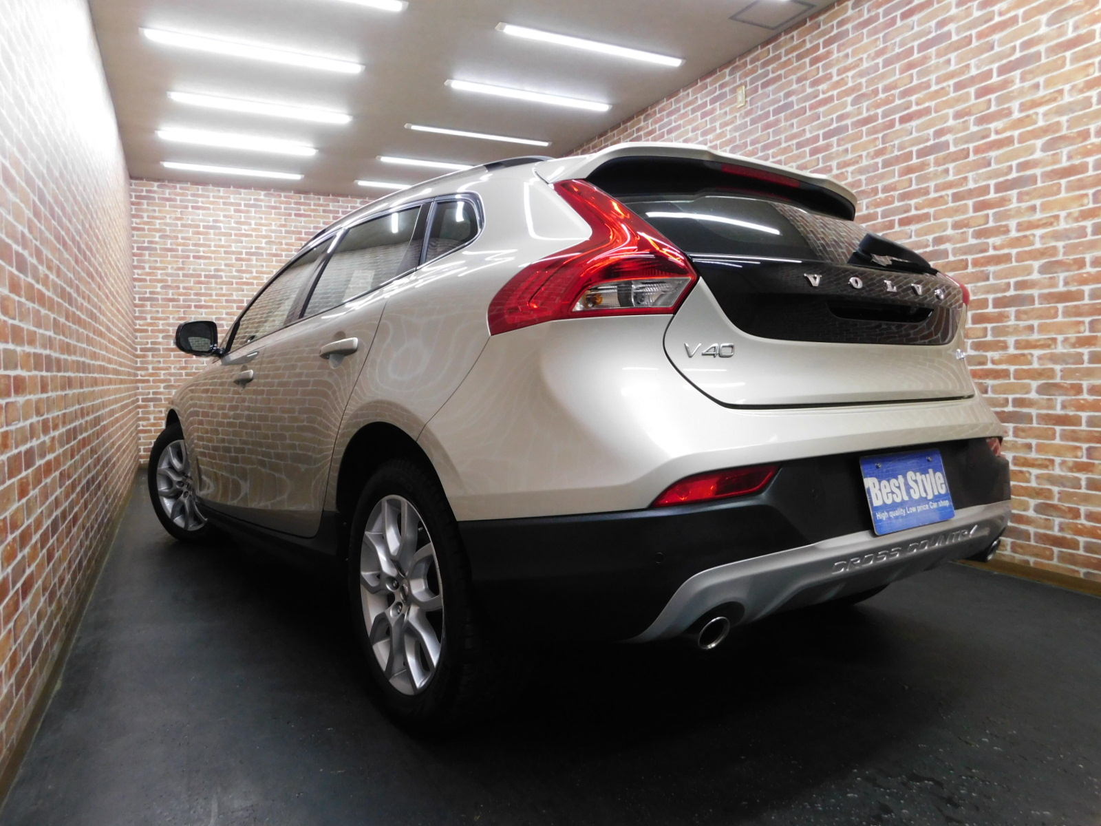 V40クロスカントリー 2017/H29