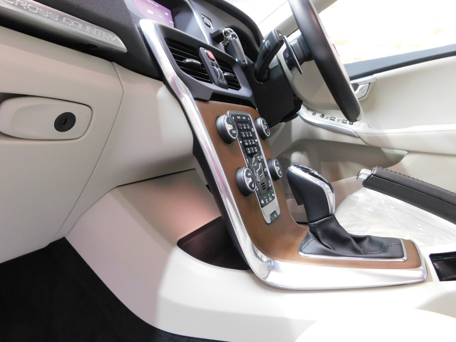 V40クロスカントリー 2017/H29