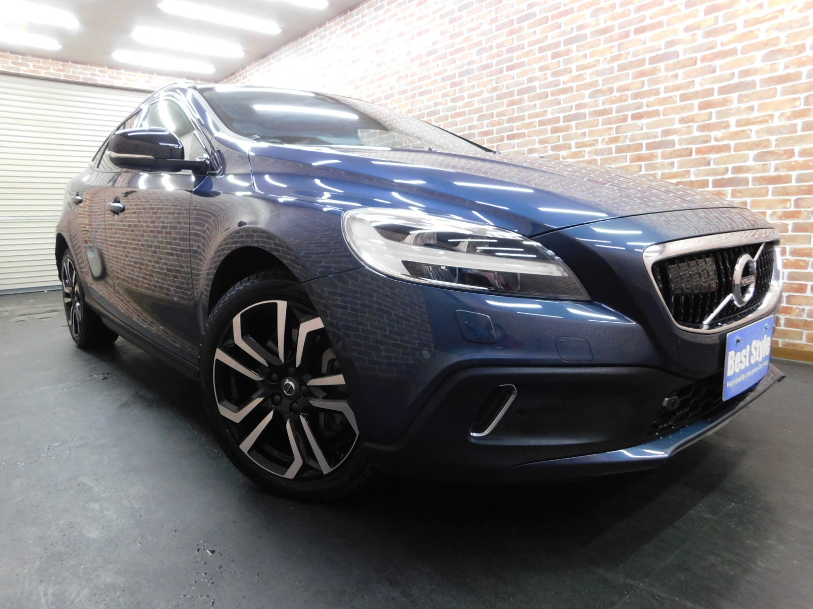 V40クロスカントリー 2017/H29