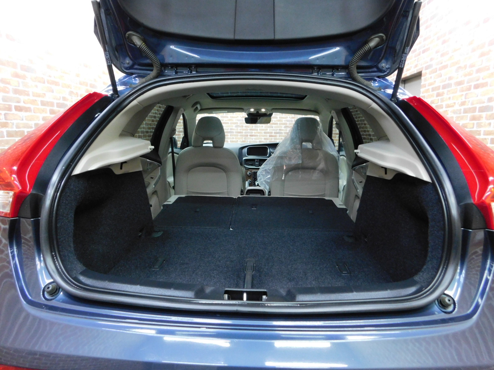 V40クロスカントリー 2017/H29