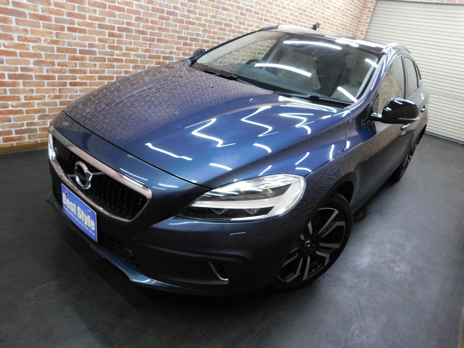 V40クロスカントリー 2017/H29