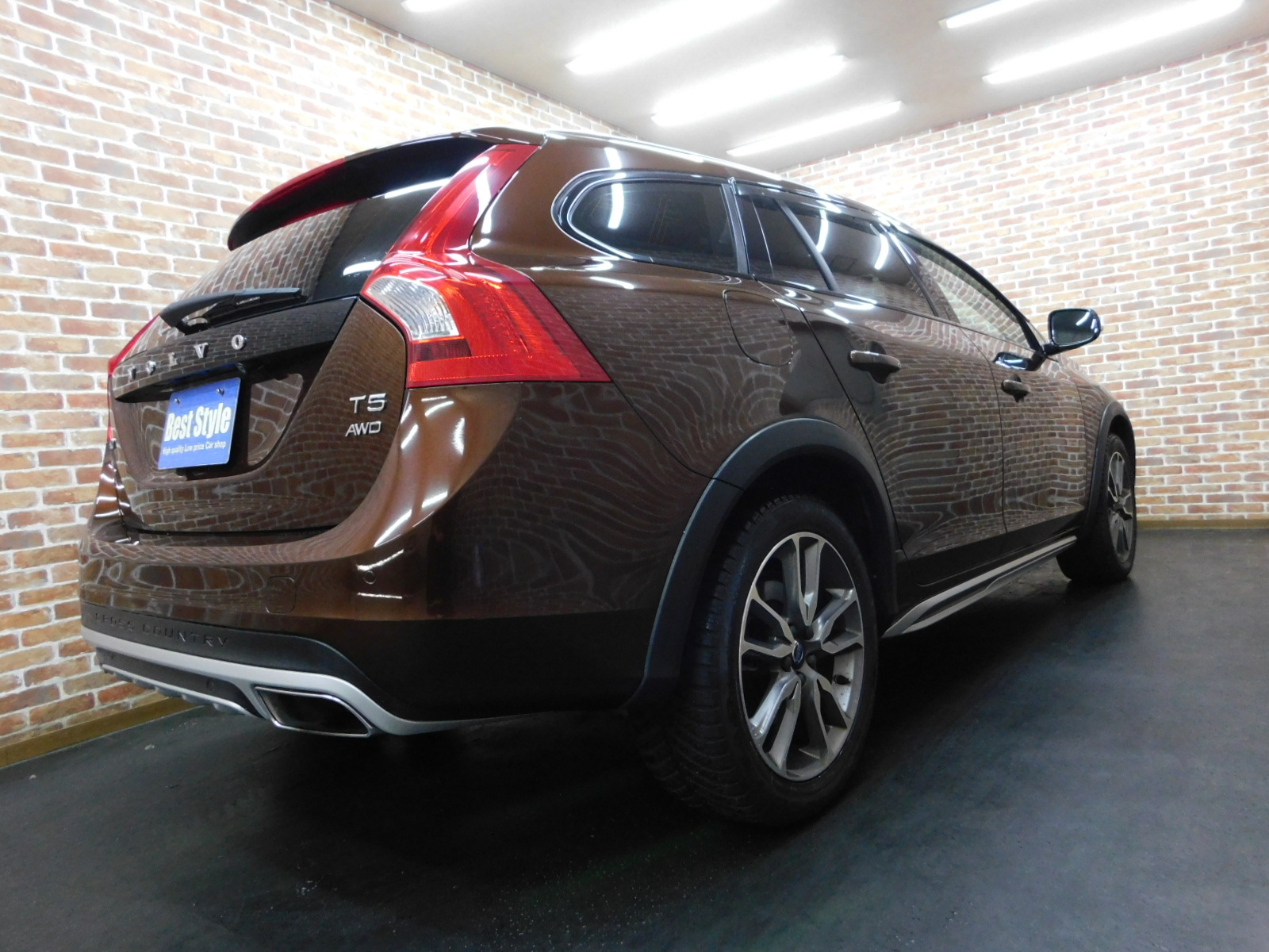 V60クロスカントリー 2016/H28