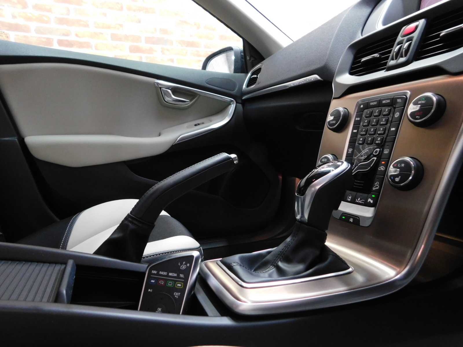 V40クロスカントリー 2018/H30