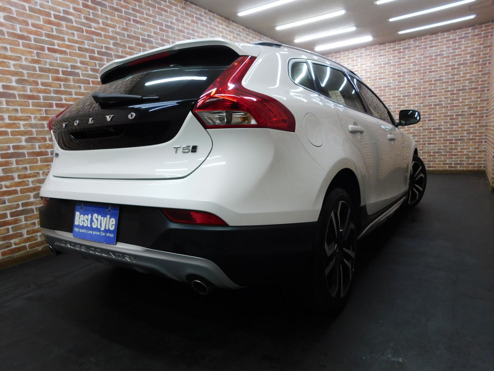 V40クロスカントリー 2018/H30
