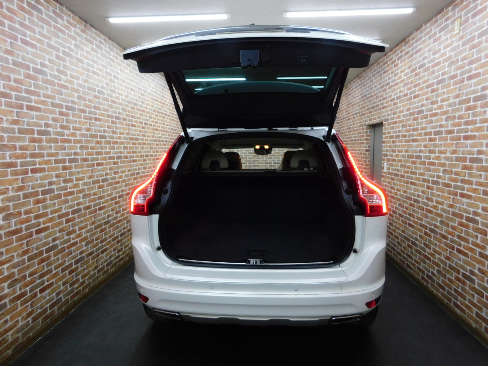XC60 2016/H28