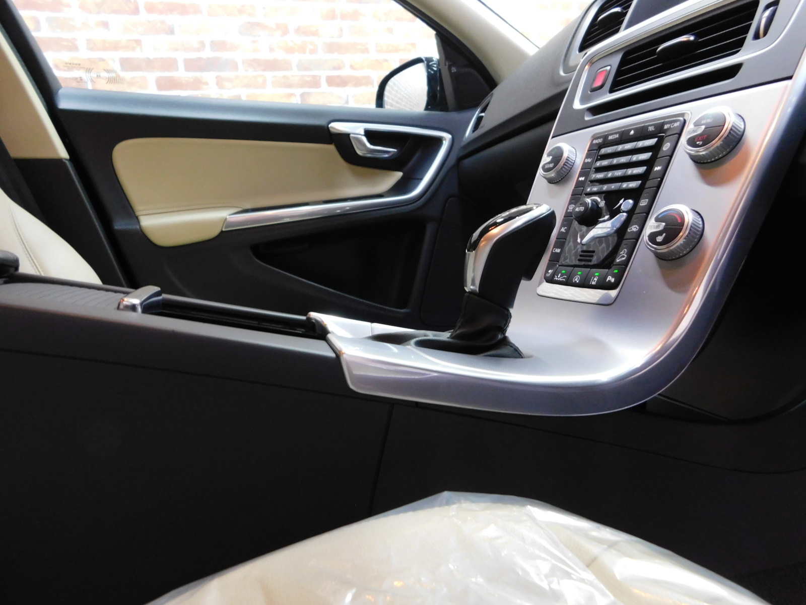 V60クロスカントリー 2016/H28