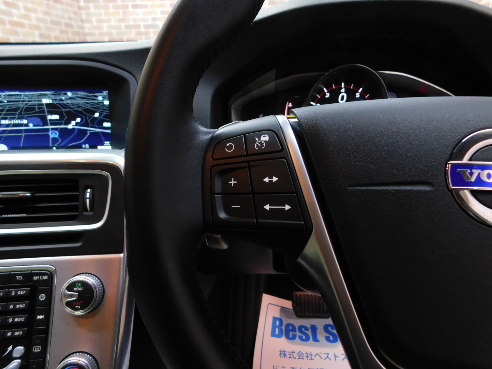 V60クロスカントリー 2016/H28