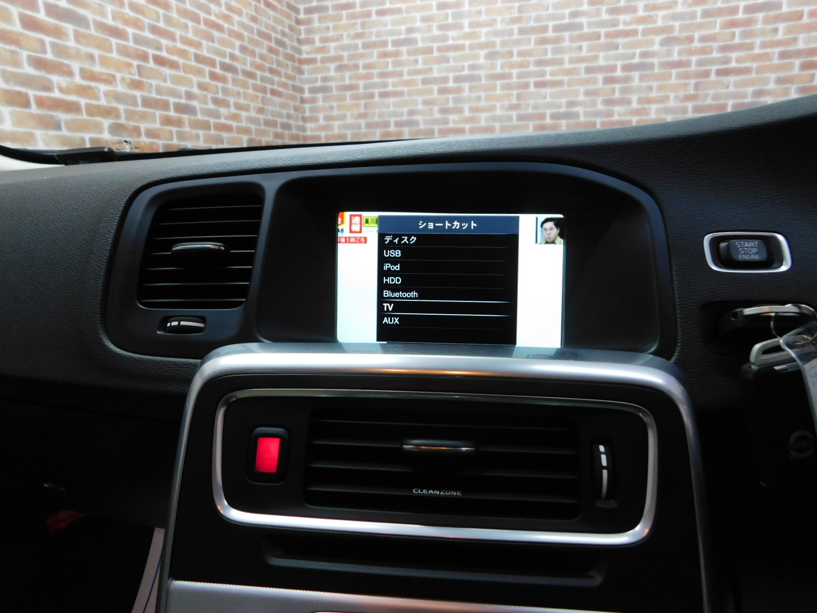 V60クロスカントリー 2016/H28