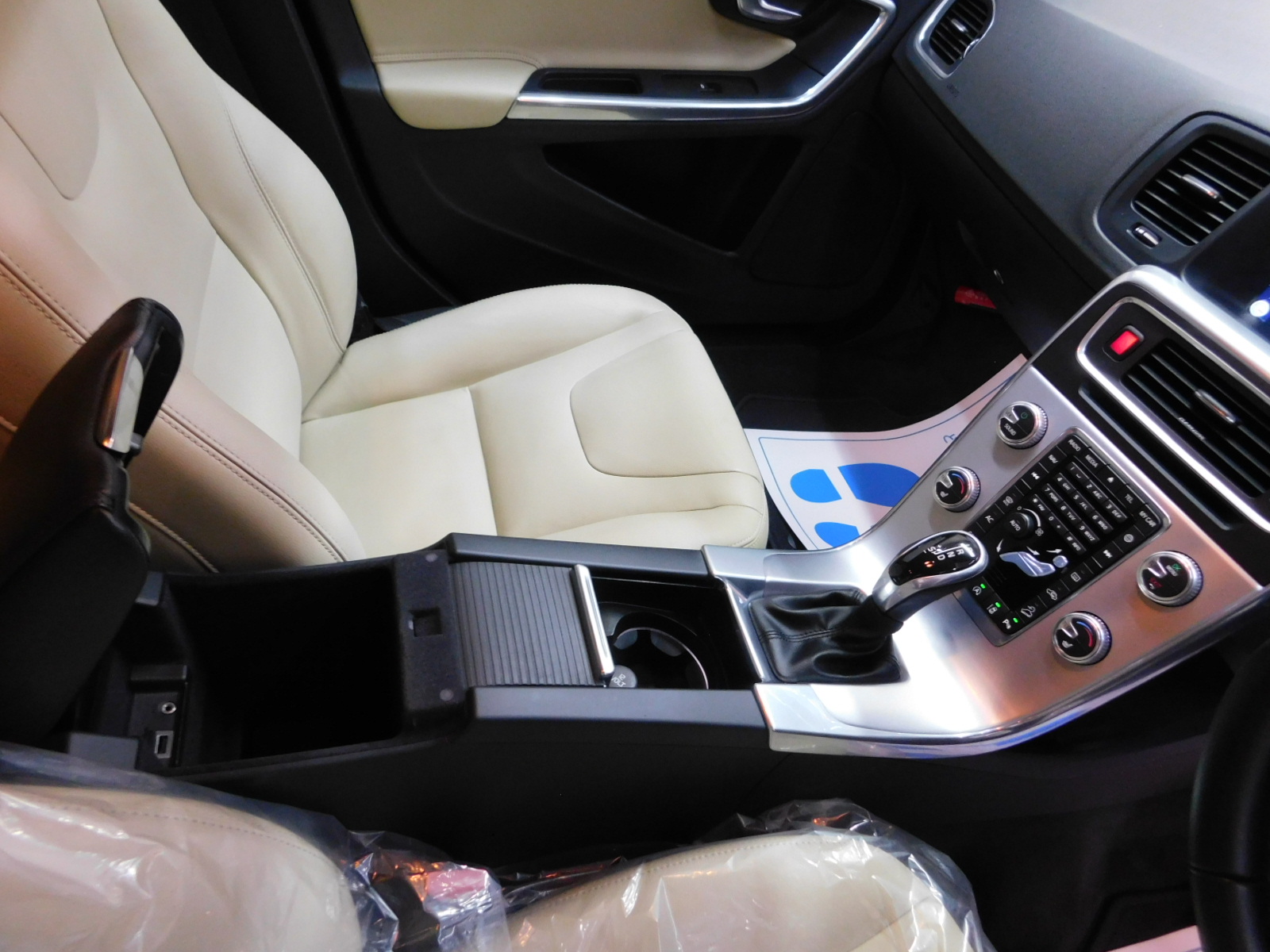 V60クロスカントリー 2016/H28