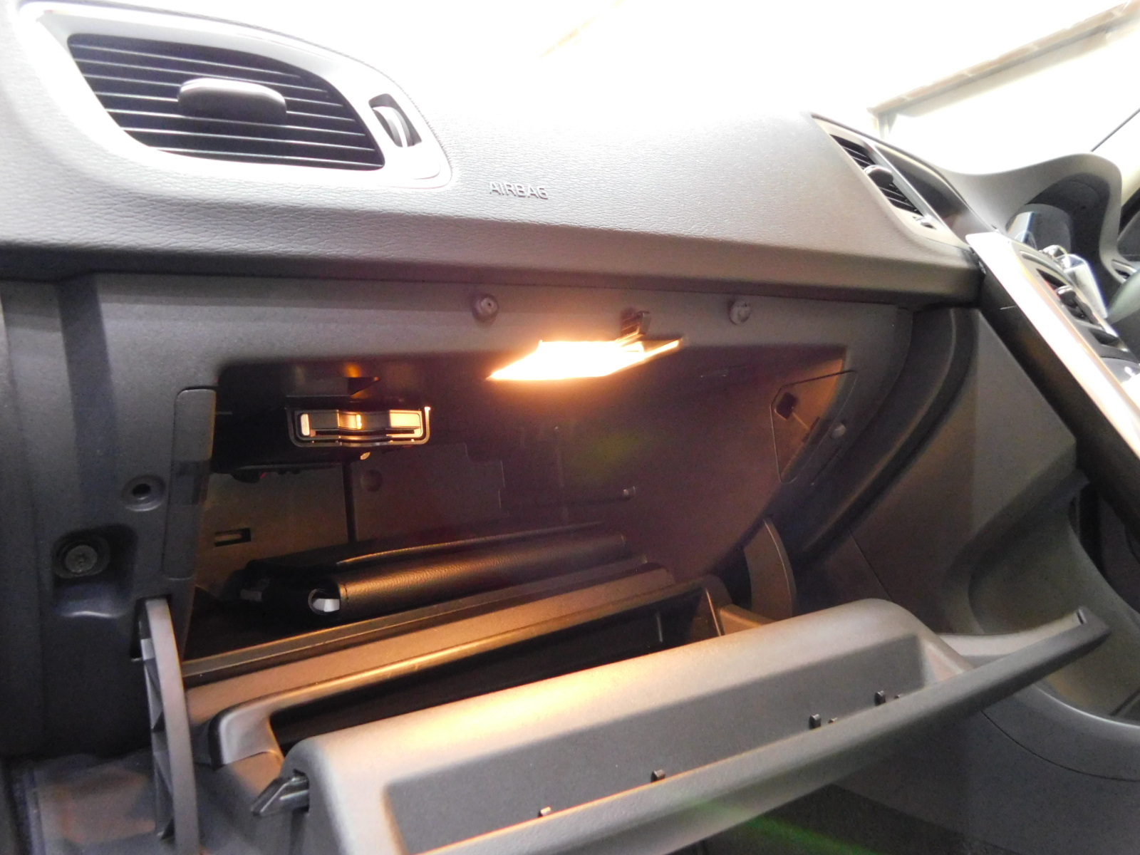 V60クロスカントリー 2016/H28