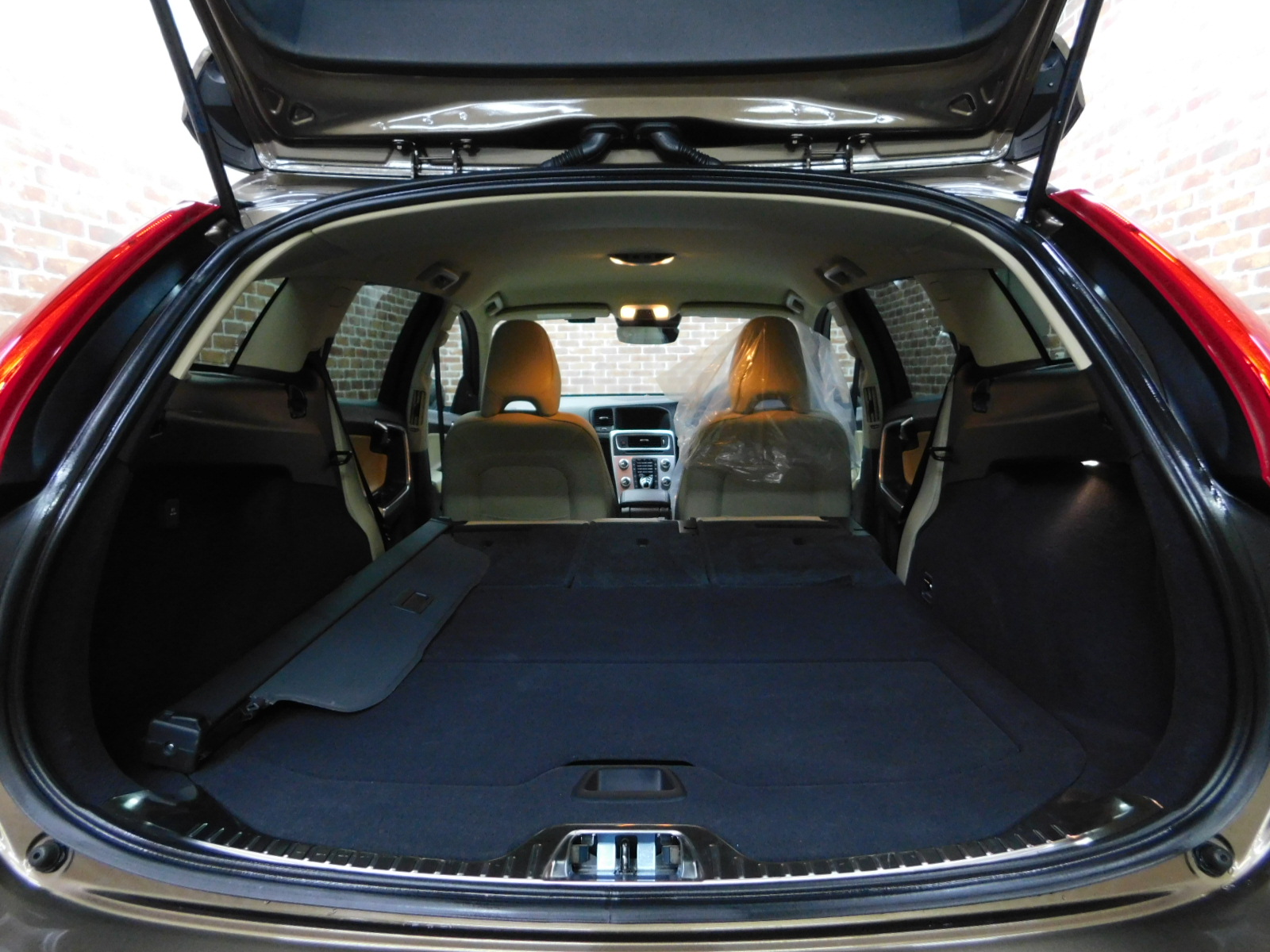 V60クロスカントリー 2016/H28