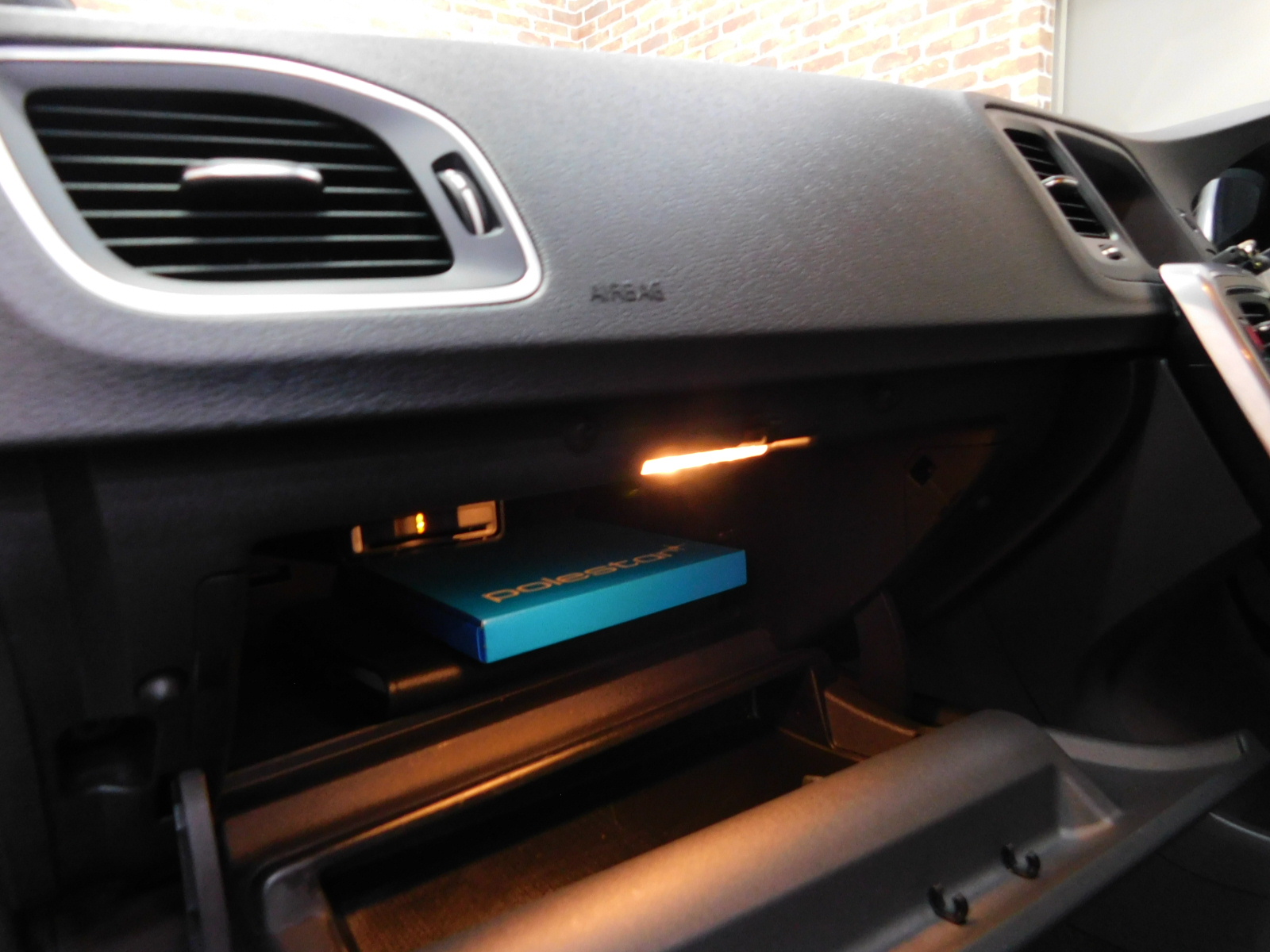 V60クロスカントリー 2016/H28