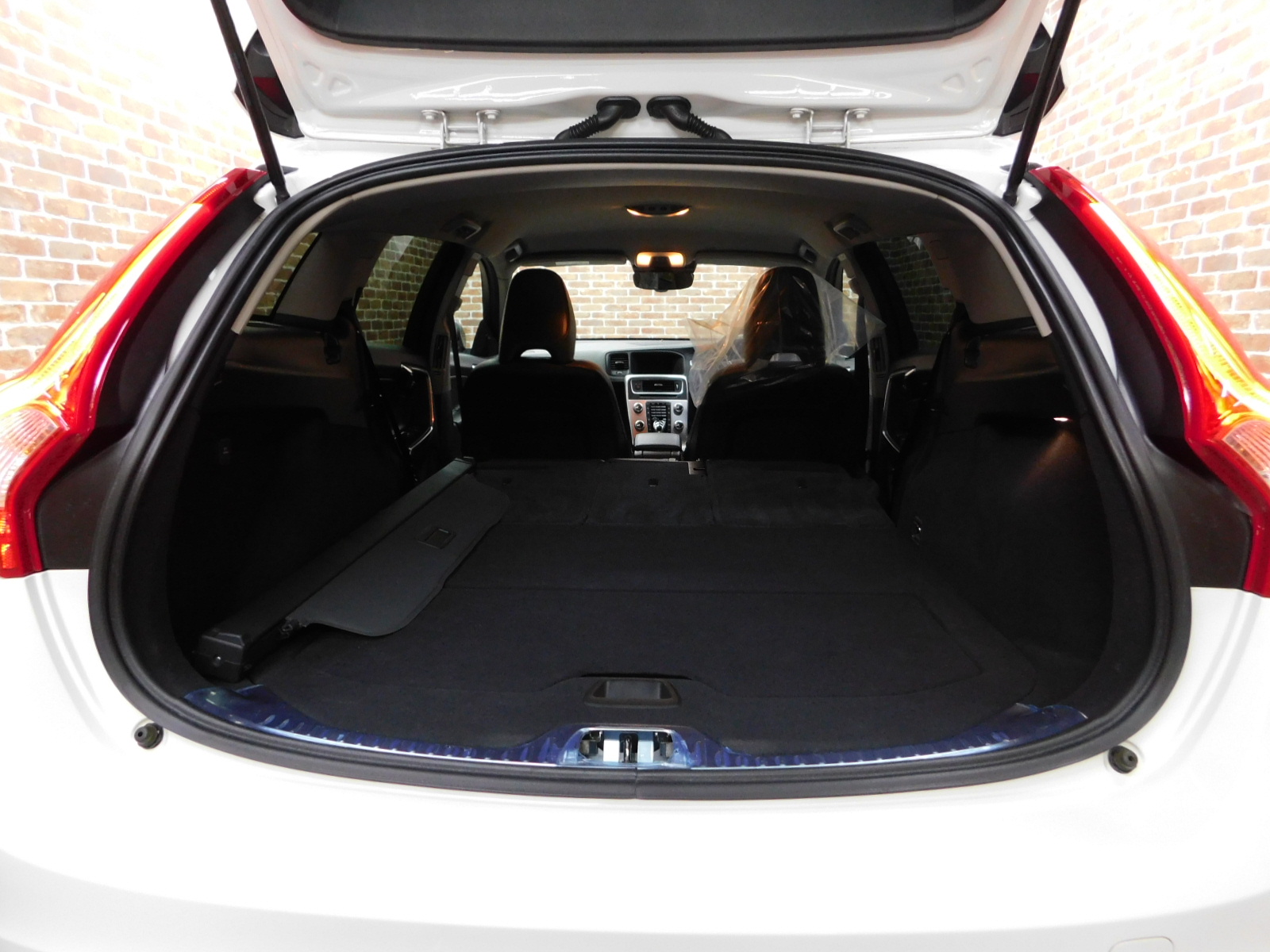 V60クロスカントリー 2016/H28