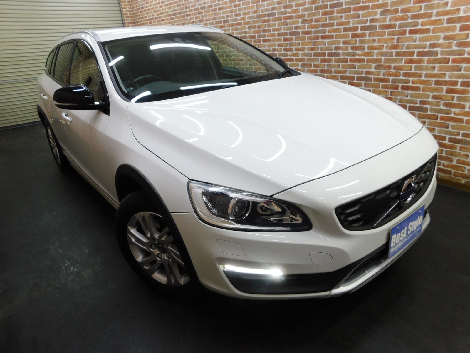 V60クロスカントリー 2016/H28