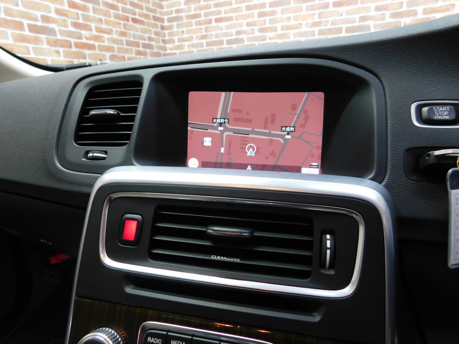 V60クロスカントリー 2017/H29