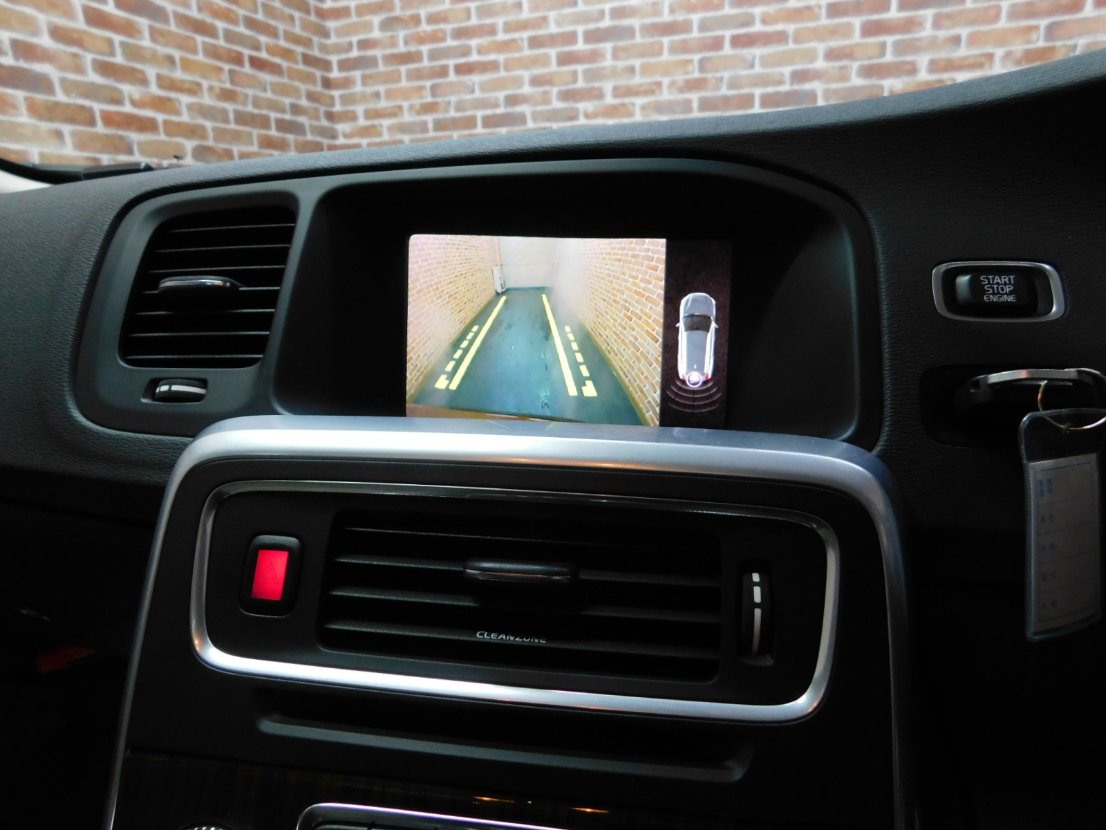 V60クロスカントリー 2017/H29