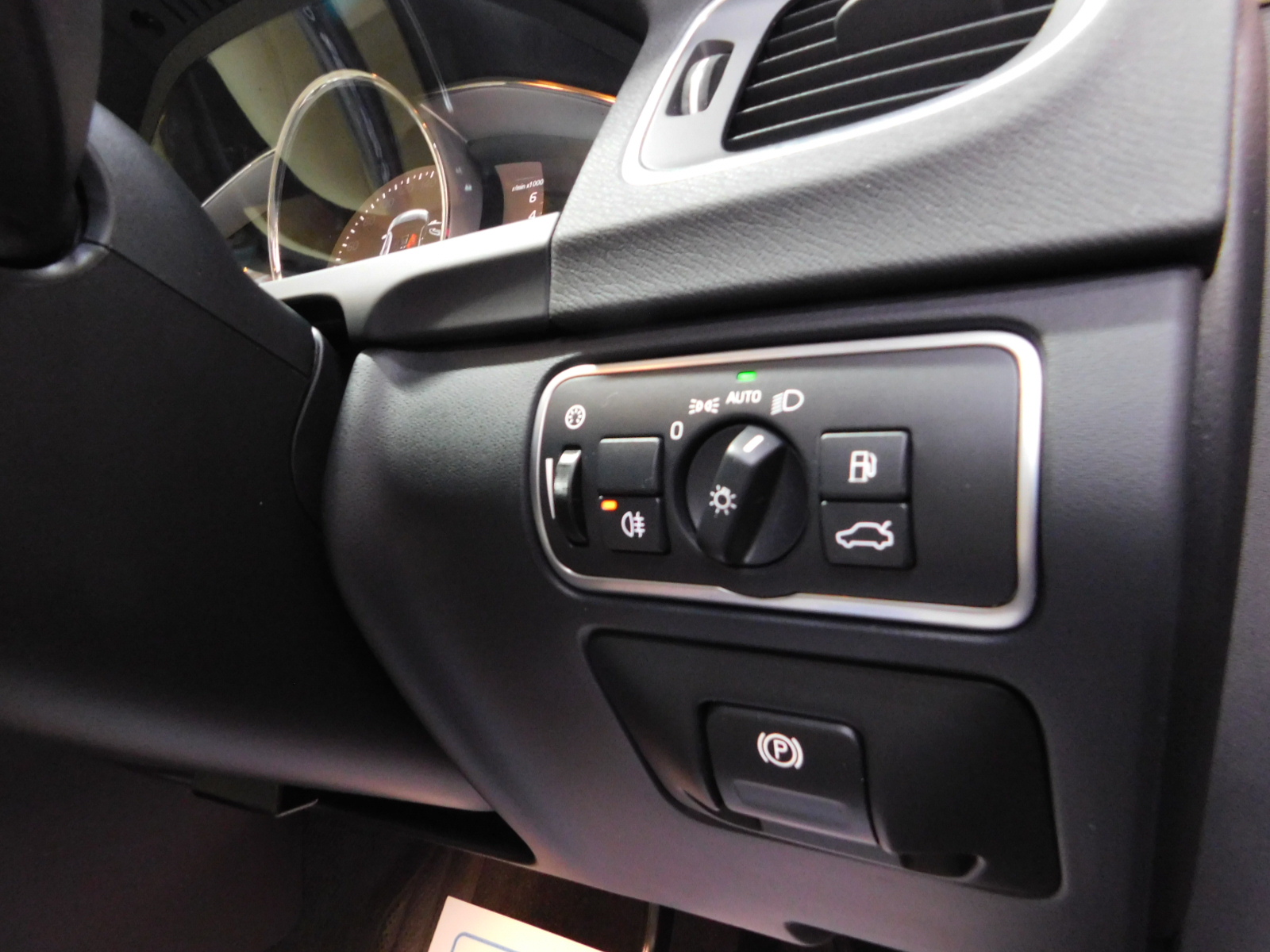 V60クロスカントリー 2017/H29