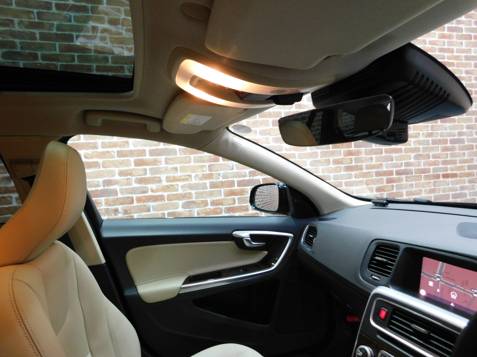 V60クロスカントリー 2017/H29