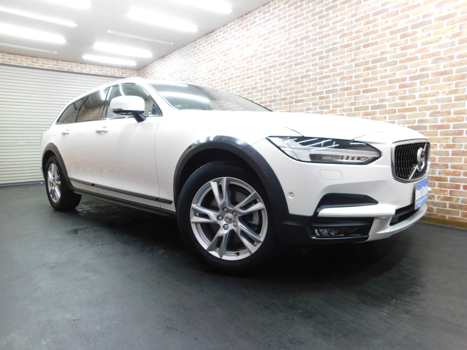 V90クロスカントリー 2019/R01