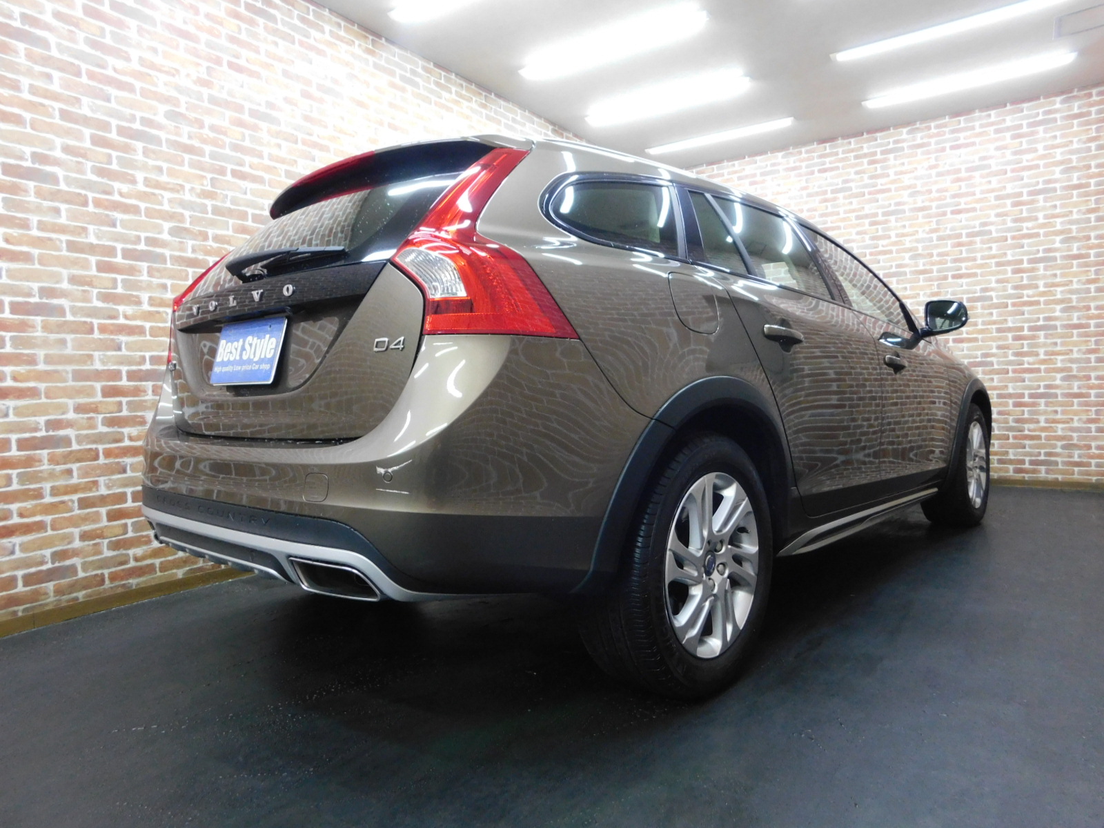 V60クロスカントリー 2015/H27