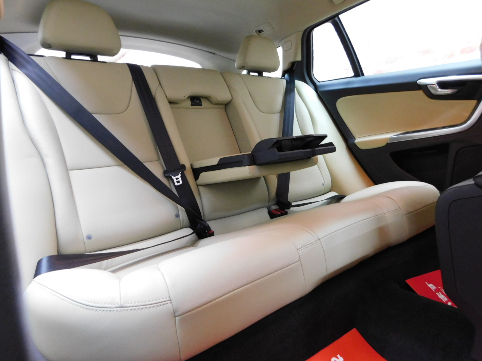 V60クロスカントリー 2015/H27