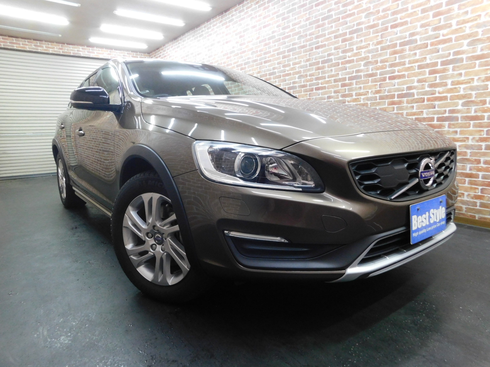 V60クロスカントリー 2015/H27