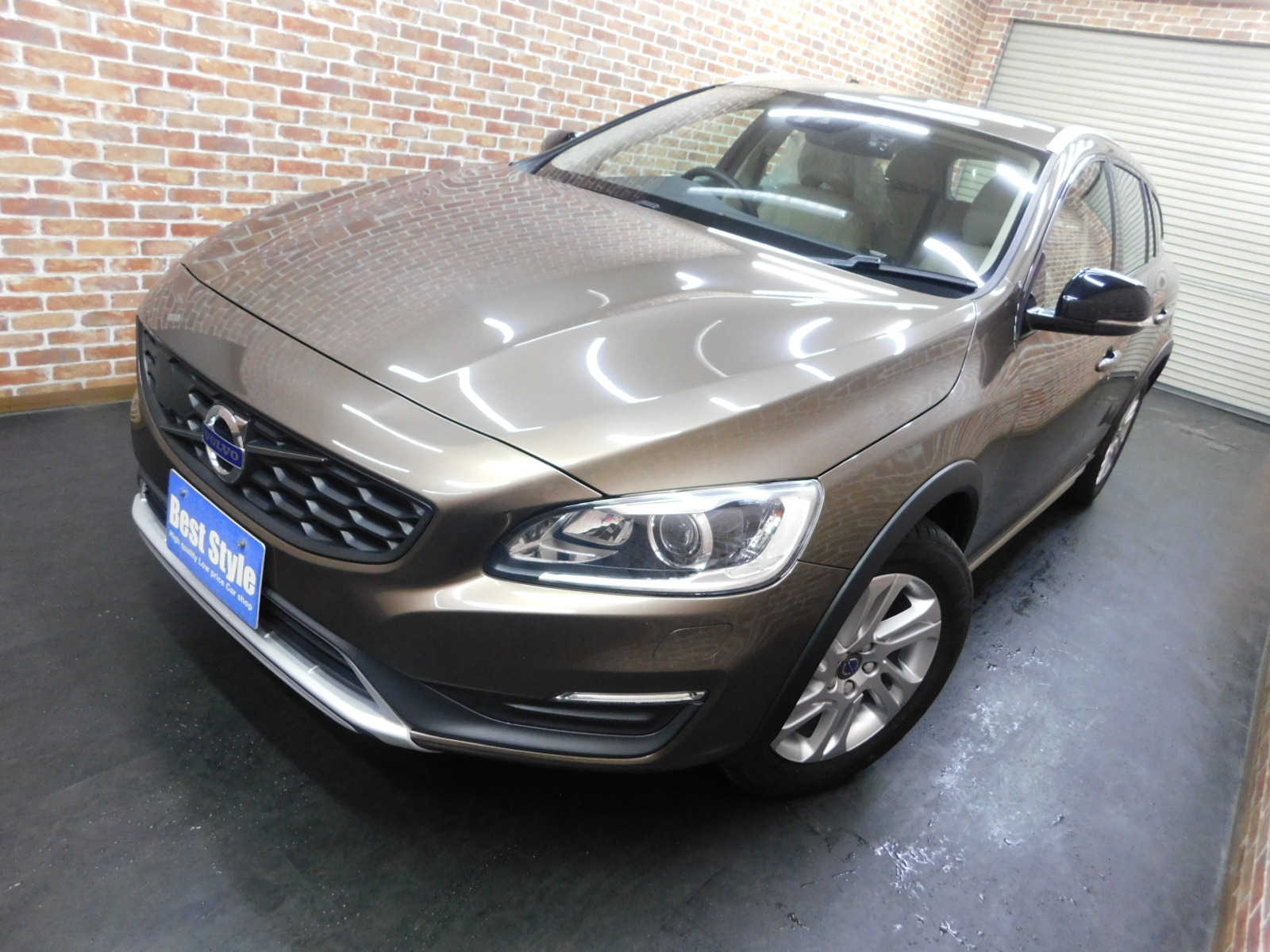 V60クロスカントリー 2015/H27