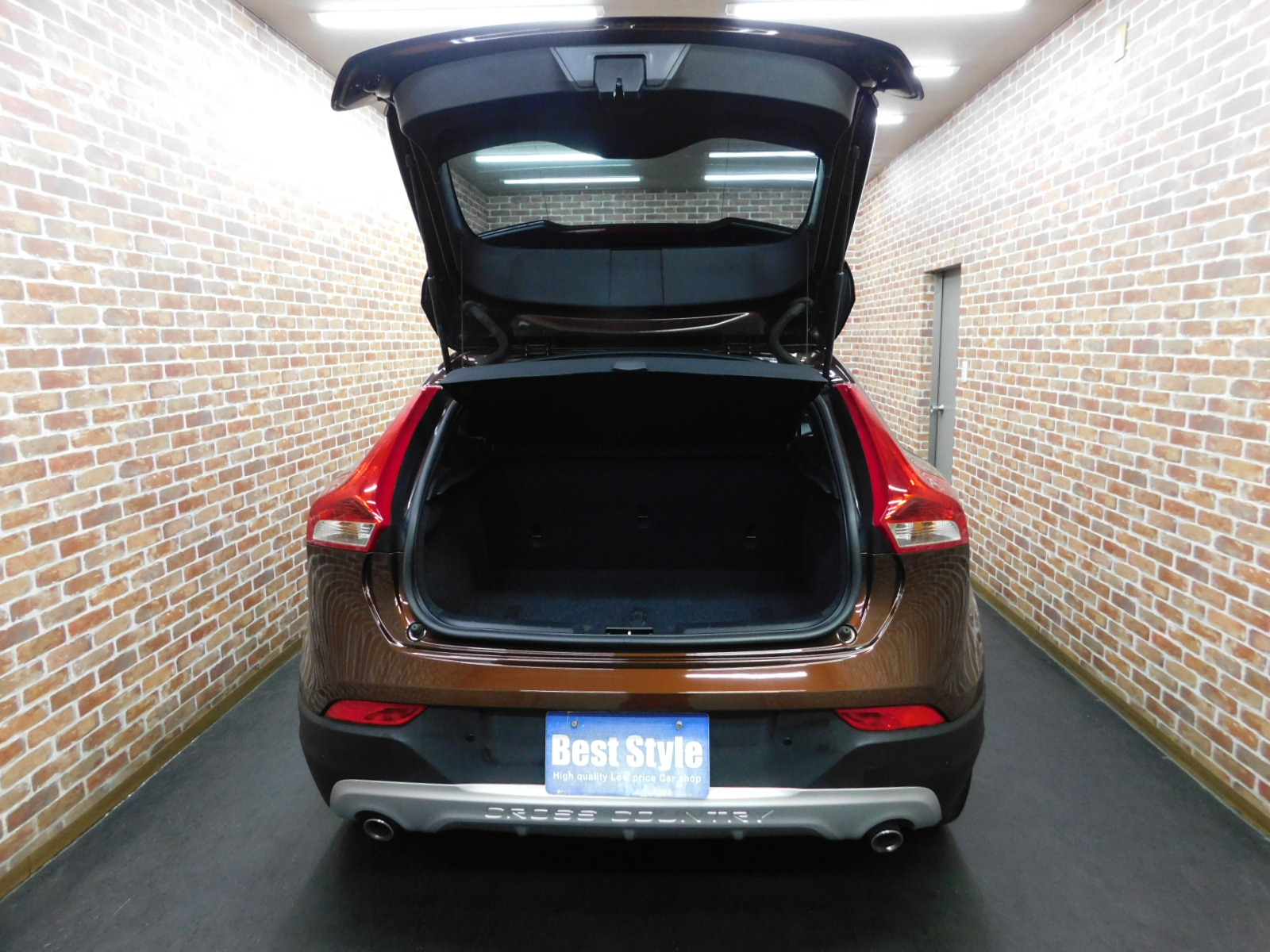 V40クロスカントリー 2017/H29