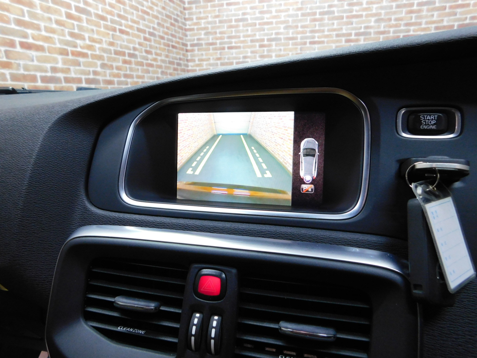 V40クロスカントリー 2017/H29