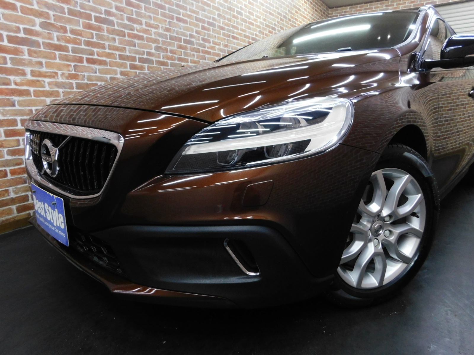 V40クロスカントリー 2017/H29