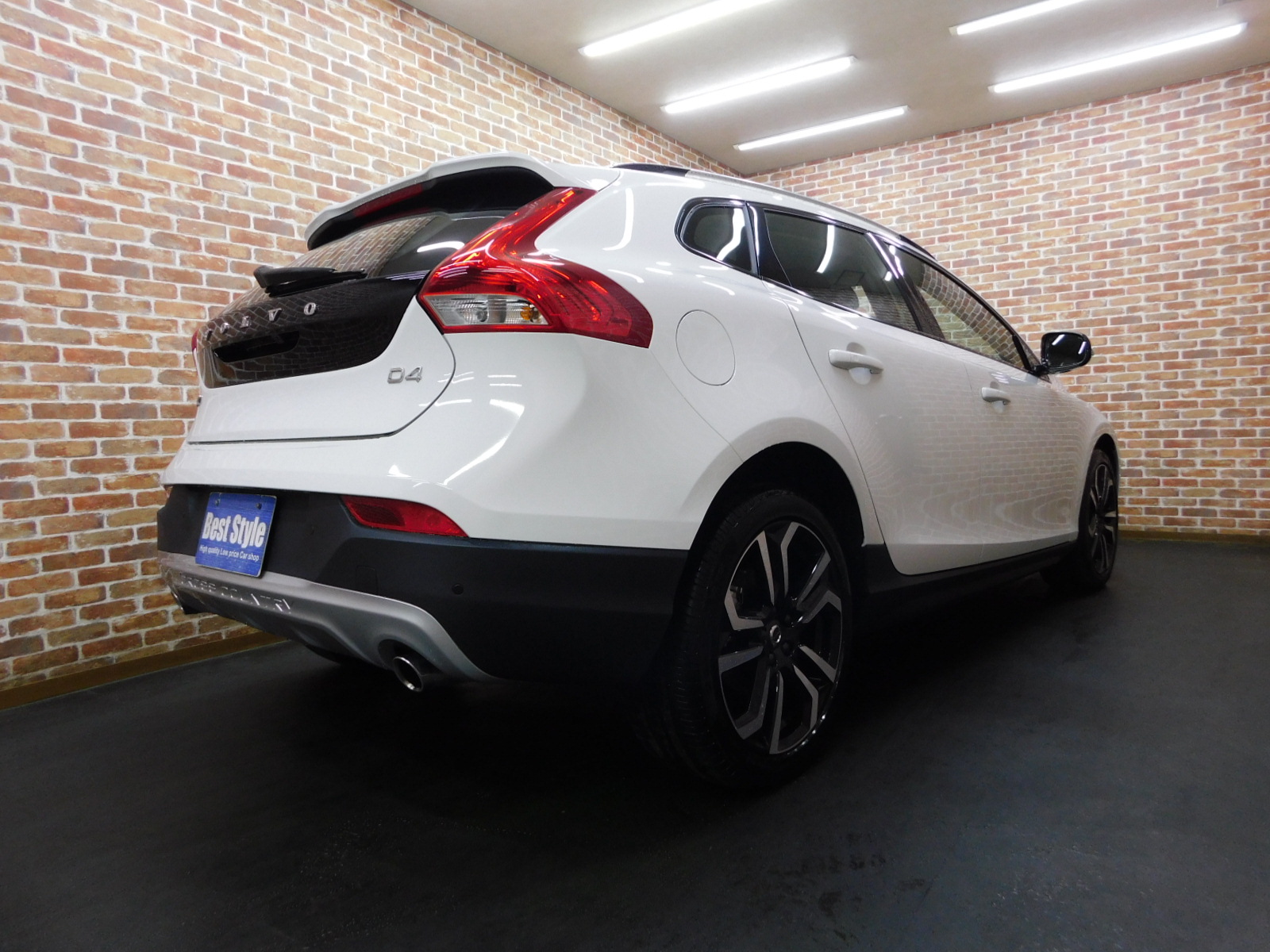 V40クロスカントリー 2017/H29